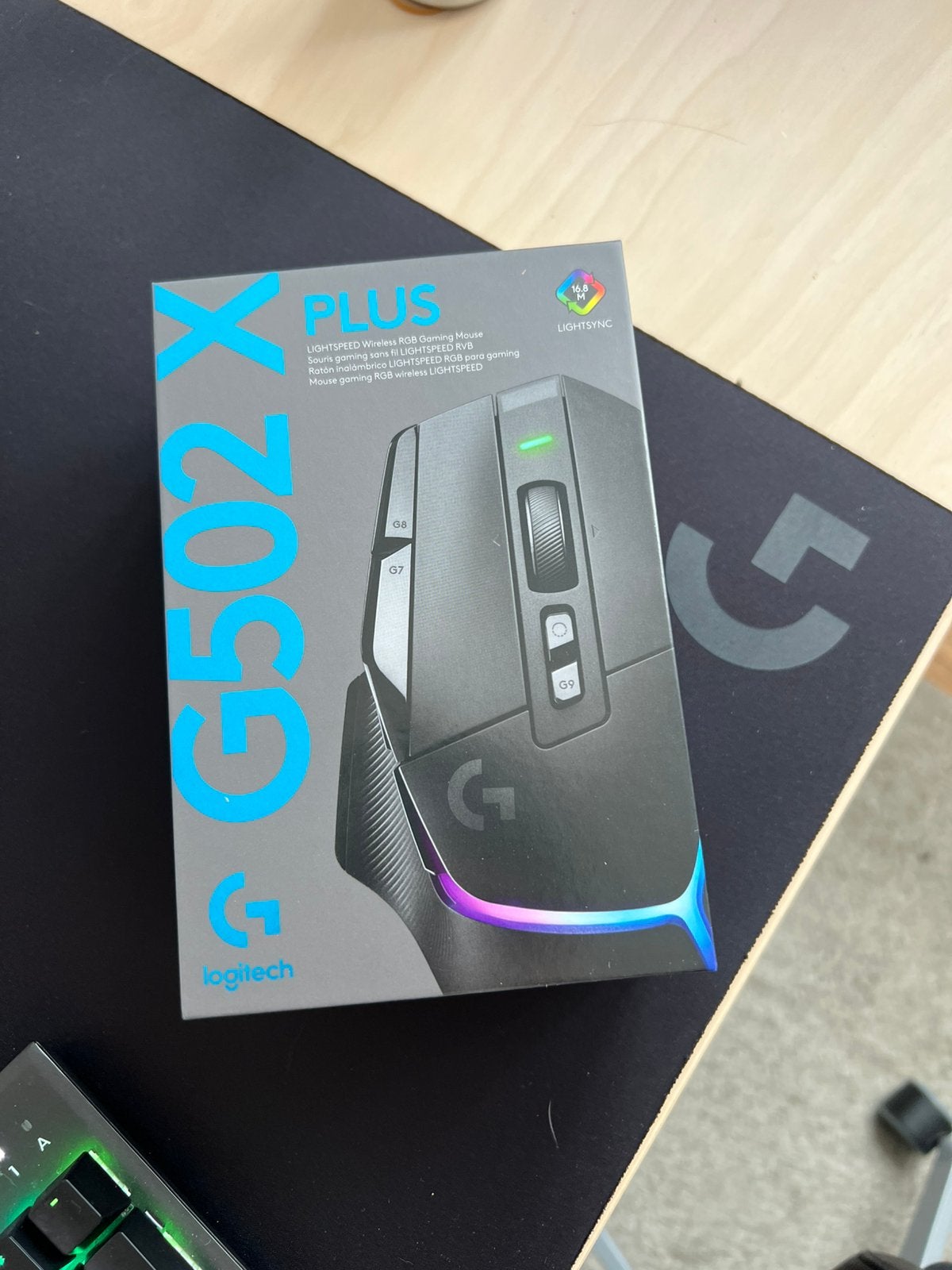 Logitech G502 X Plus RGB nieuw verzegeld, Computers en Software, Muizen, Ophalen of Verzenden, Zo goed als nieuw, Muis, Ergonomisch