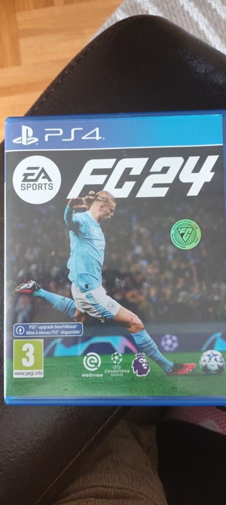 EA SPORTS FC 24, Consoles de jeu & Jeux vidéo, Jeux | Sony PlayStation 4, Simulation, À partir de 18 ans