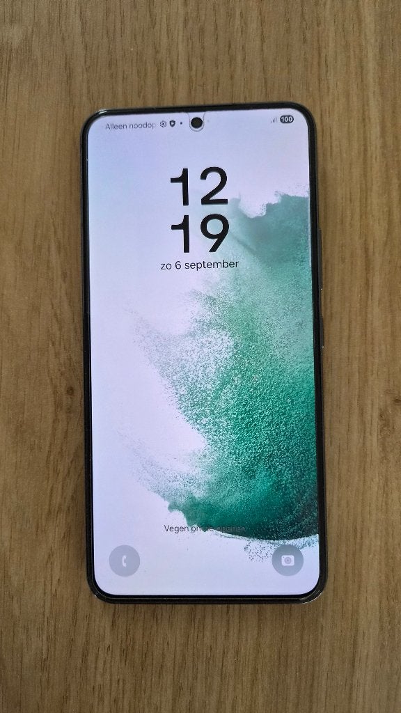 Samsung S22 + beschermglas + 2x flipcase, Télécoms, 10 mégapixels ou plus, Enlèvement ou Envoi, Utilisé, Sans simlock