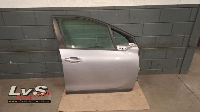 Portier 4Deurs rechts-voor van een Peugeot 2008 (KCA), Gebruikt, -, Deur, -