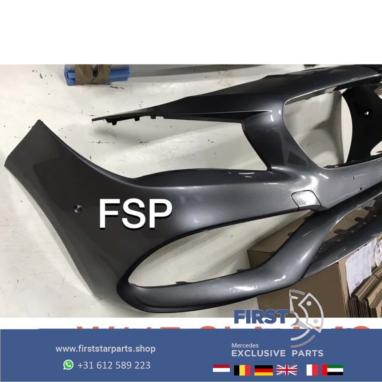 W117 C117 CLA FACELIFT AMG VOORBUMPER Mercedes ZWART WIT GRI, Gebruikt, -, Voor, Ophalen of Verzenden