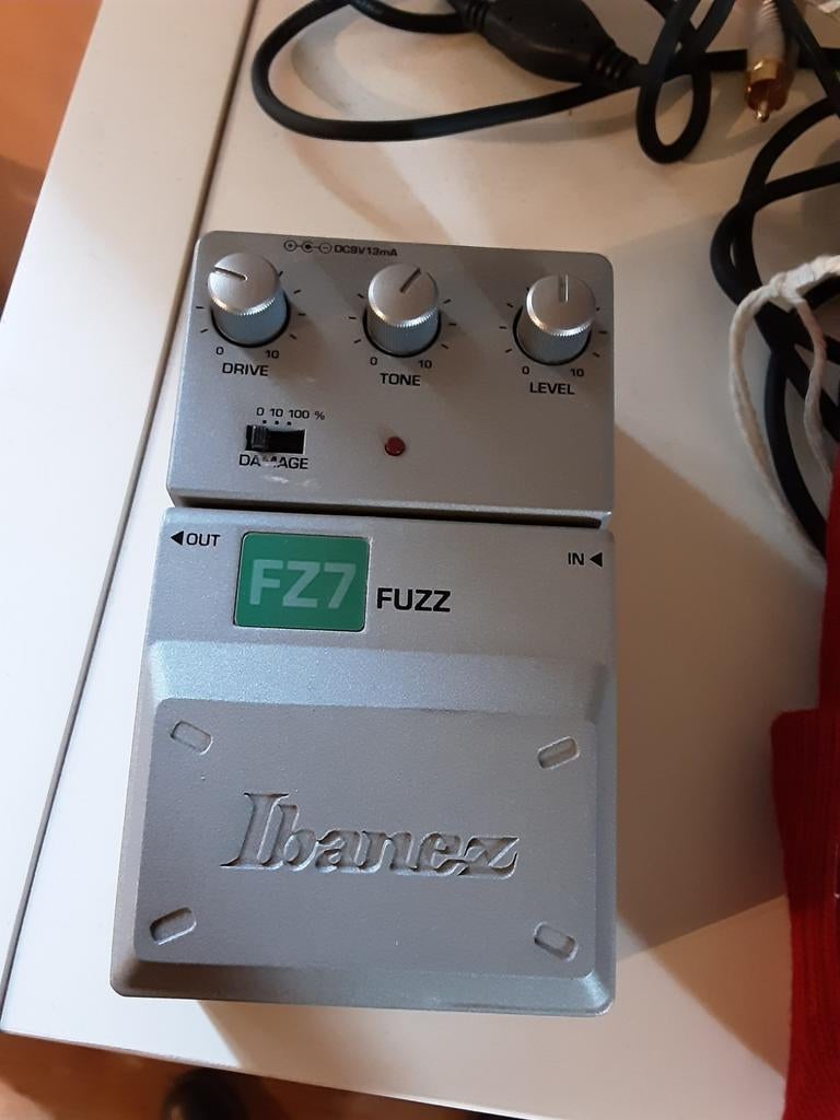 Ibanez Fuzz FZ7 (vintage), Enlèvement