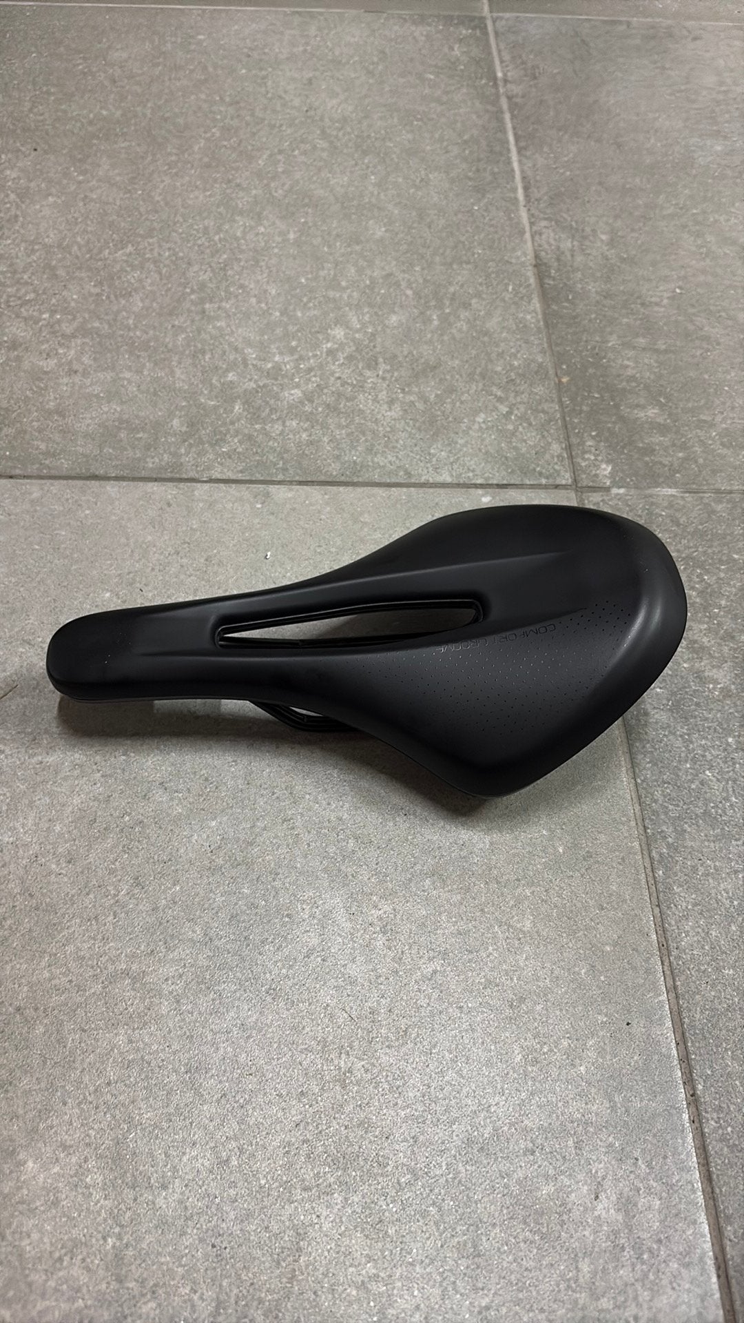 Selle royal comfort groove zadel, Enlèvement ou Envoi, Comme neuf, Gravelbike, Selle