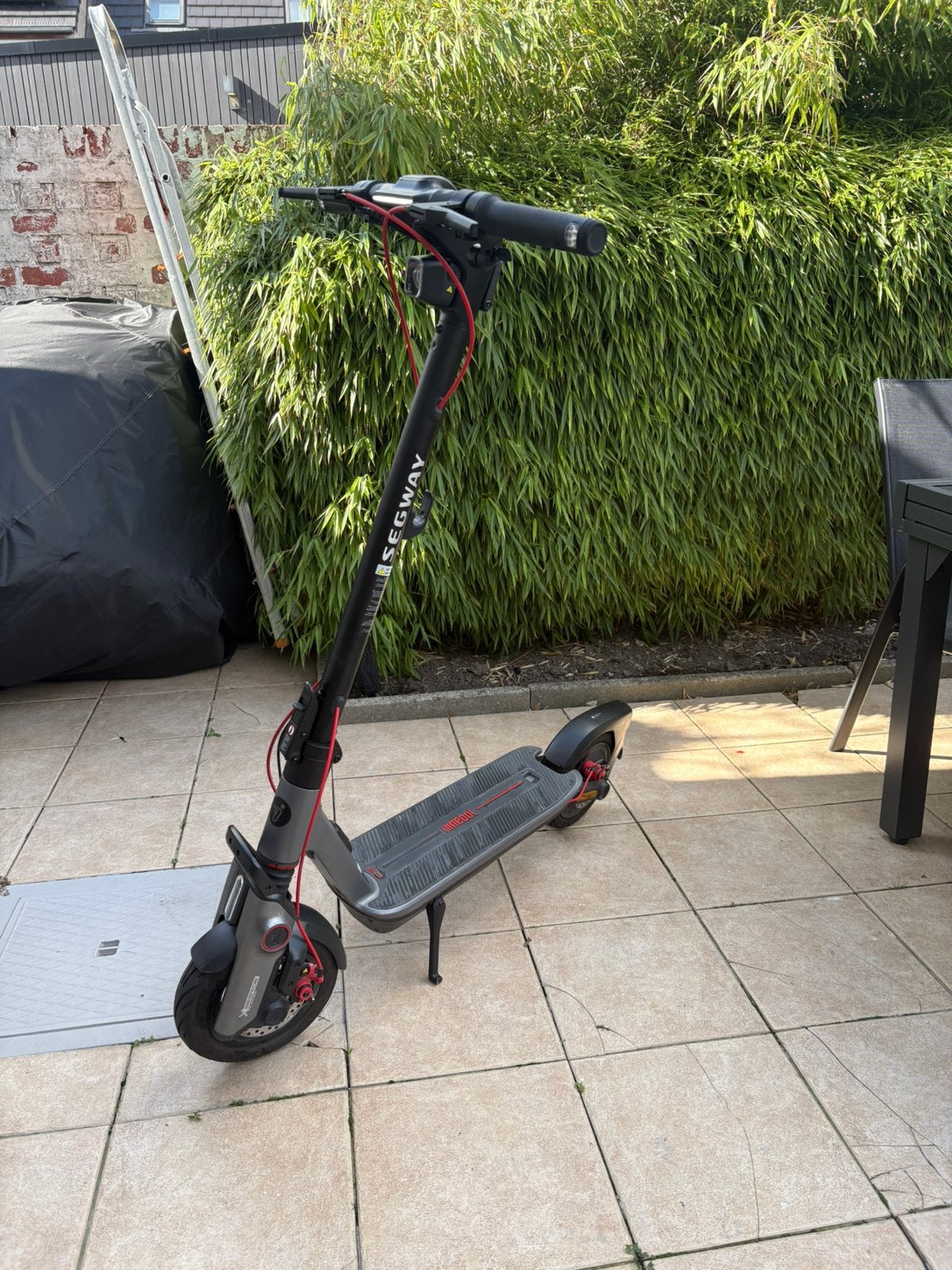 Ninebot F3 Pro E, Fietsen en Brommers, Ophalen, Zo goed als nieuw, Elektrische step (E-scooter)
