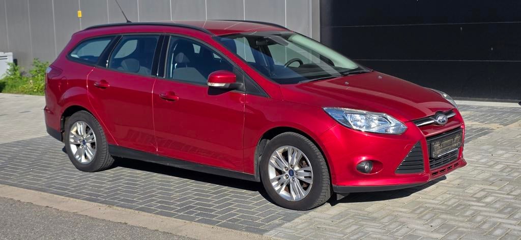 Ford Focus 1.6i Automat 90d.km., 1596 cc, Bedrijf, Parkeersensor, 92 kW