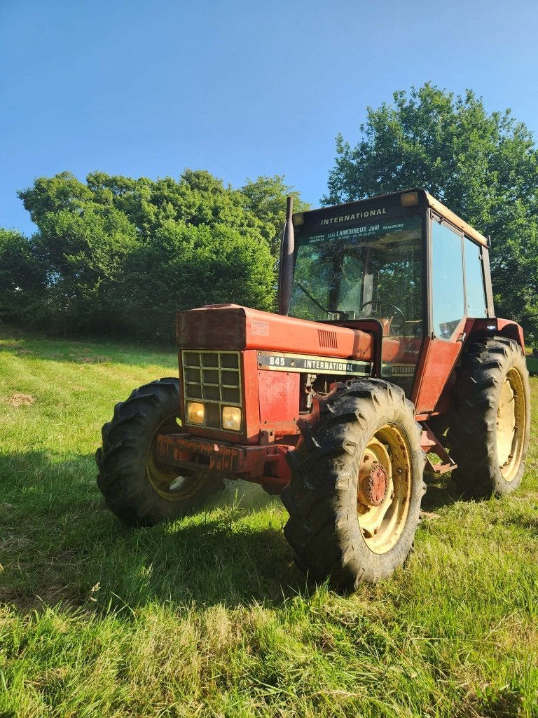 IH 845, Articles professionnels, Agriculture | Tracteurs, 80 à 120 ch, Case IH, Enlèvement, Oldtimer/Ancêtre