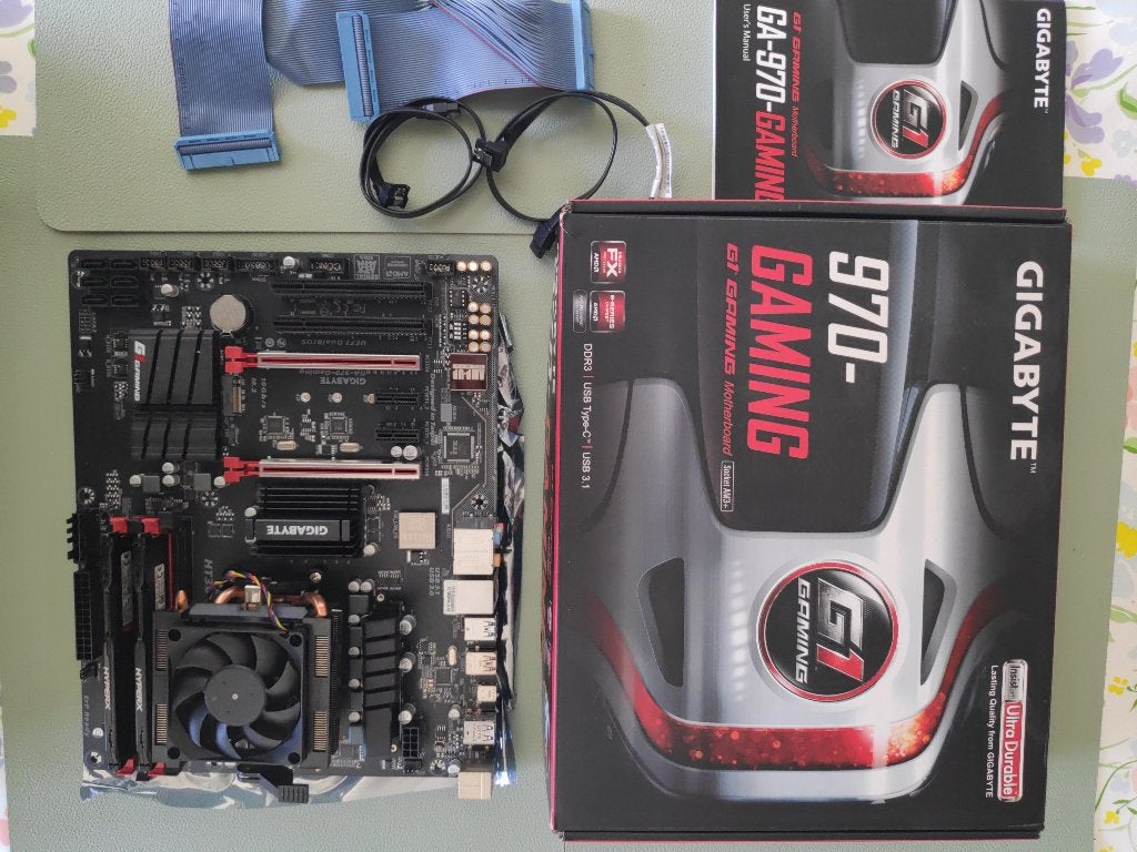 Kit complet de mise à niveau pour PC : Gigabyte 970 Gaming, Informatique & Logiciels, MSI - INTEL - GIGABYTE, 8 GB, 4 Ghz ou plus