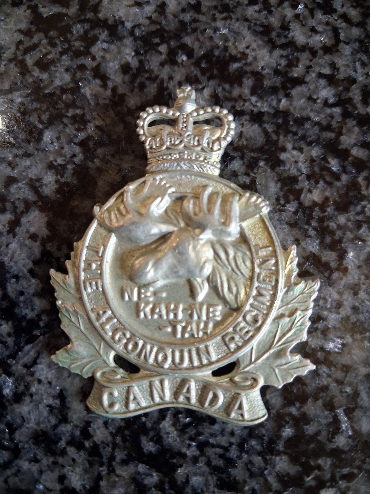 Alonquin regiment badge, Collections, Objets militaires | Général, Enlèvement ou Envoi