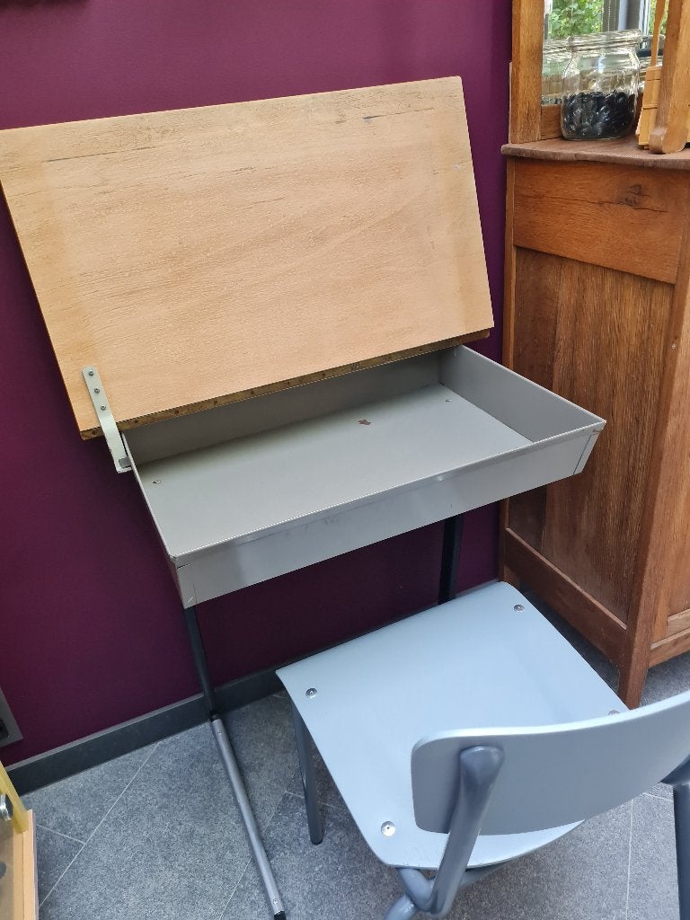 Schooltafeltje met stoel (vintage), Ophalen