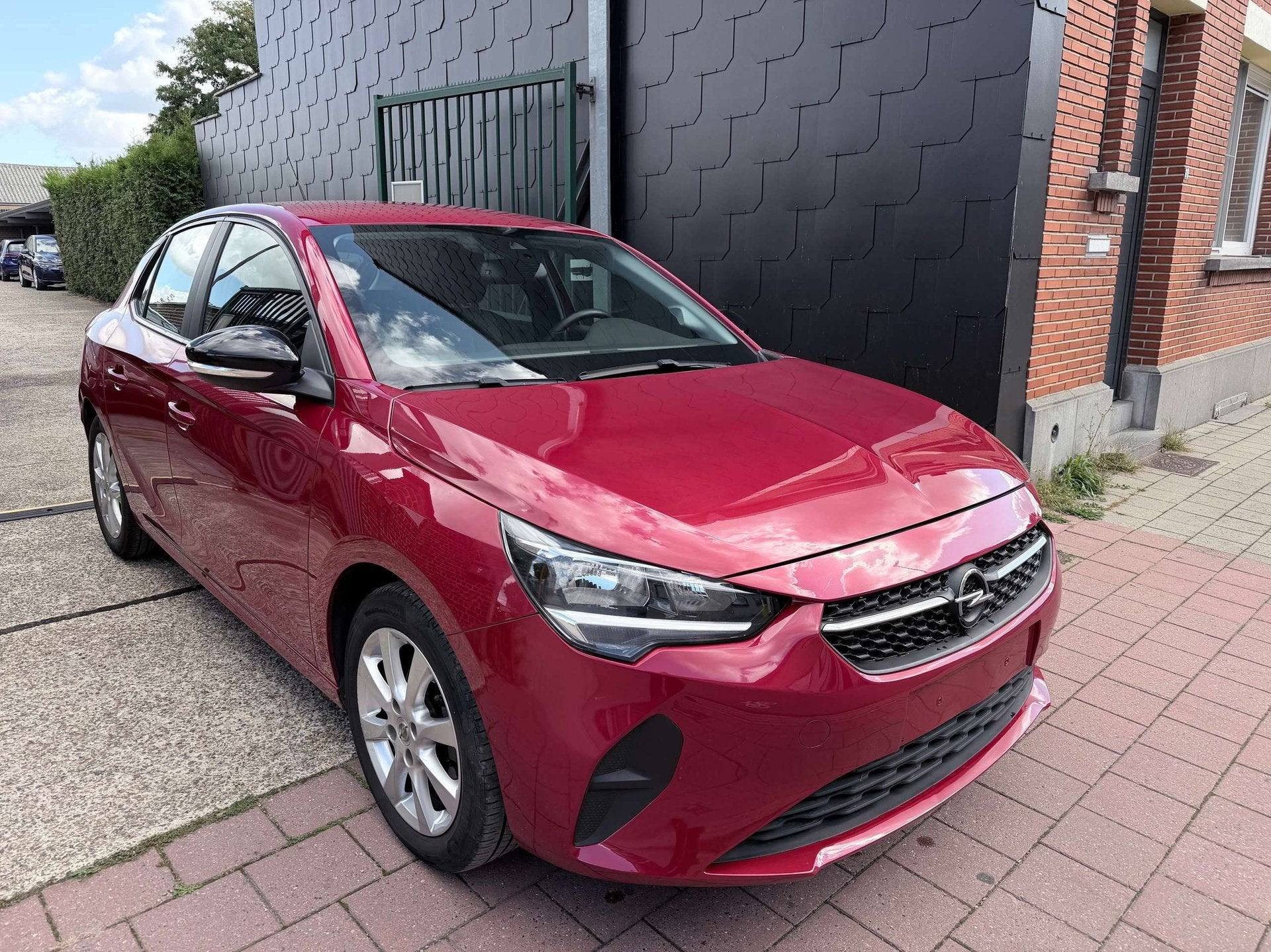 Opel Corsa 1.2 I EDITION | CARPLAY | CRUISE | AIRCO, Autos, Rouge, 118 g/km, Achat, Euro 6