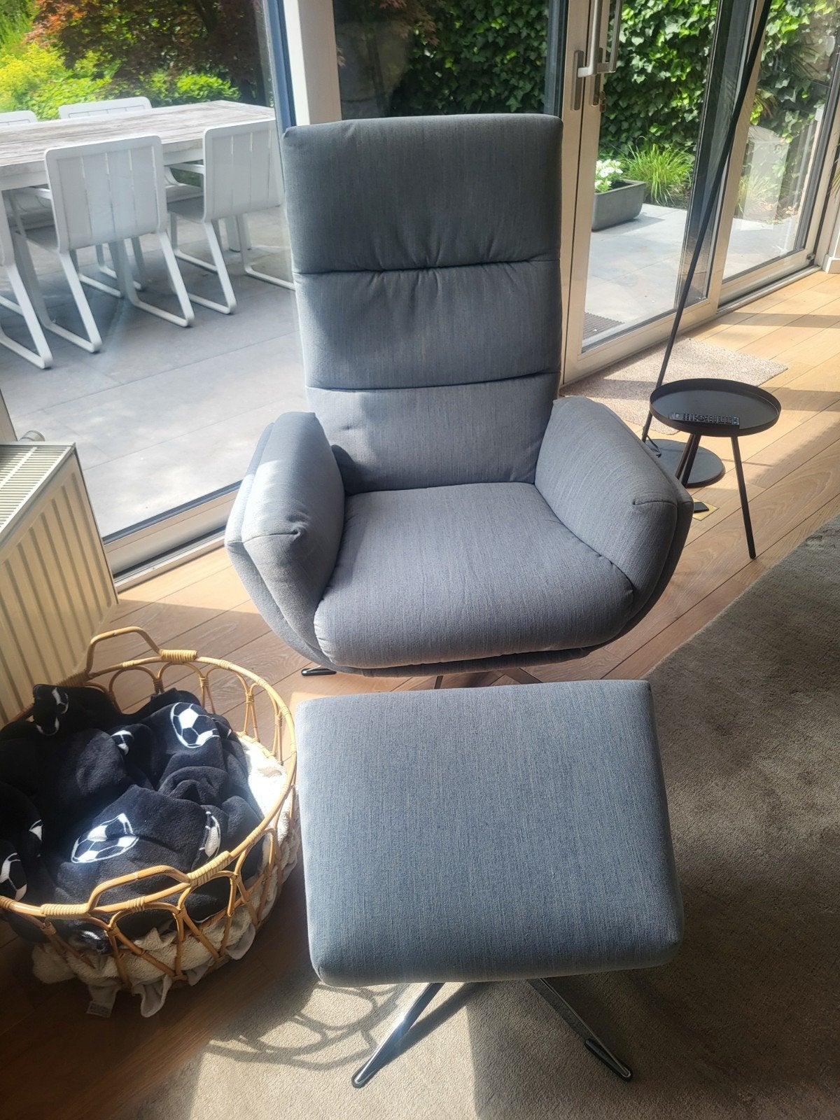 Draiifauteuil met voetenbank, Ophalen, Stof