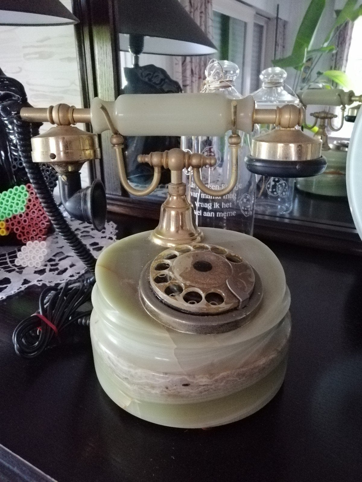 Oude telefoon in natuursteen, Ophalen of Verzenden