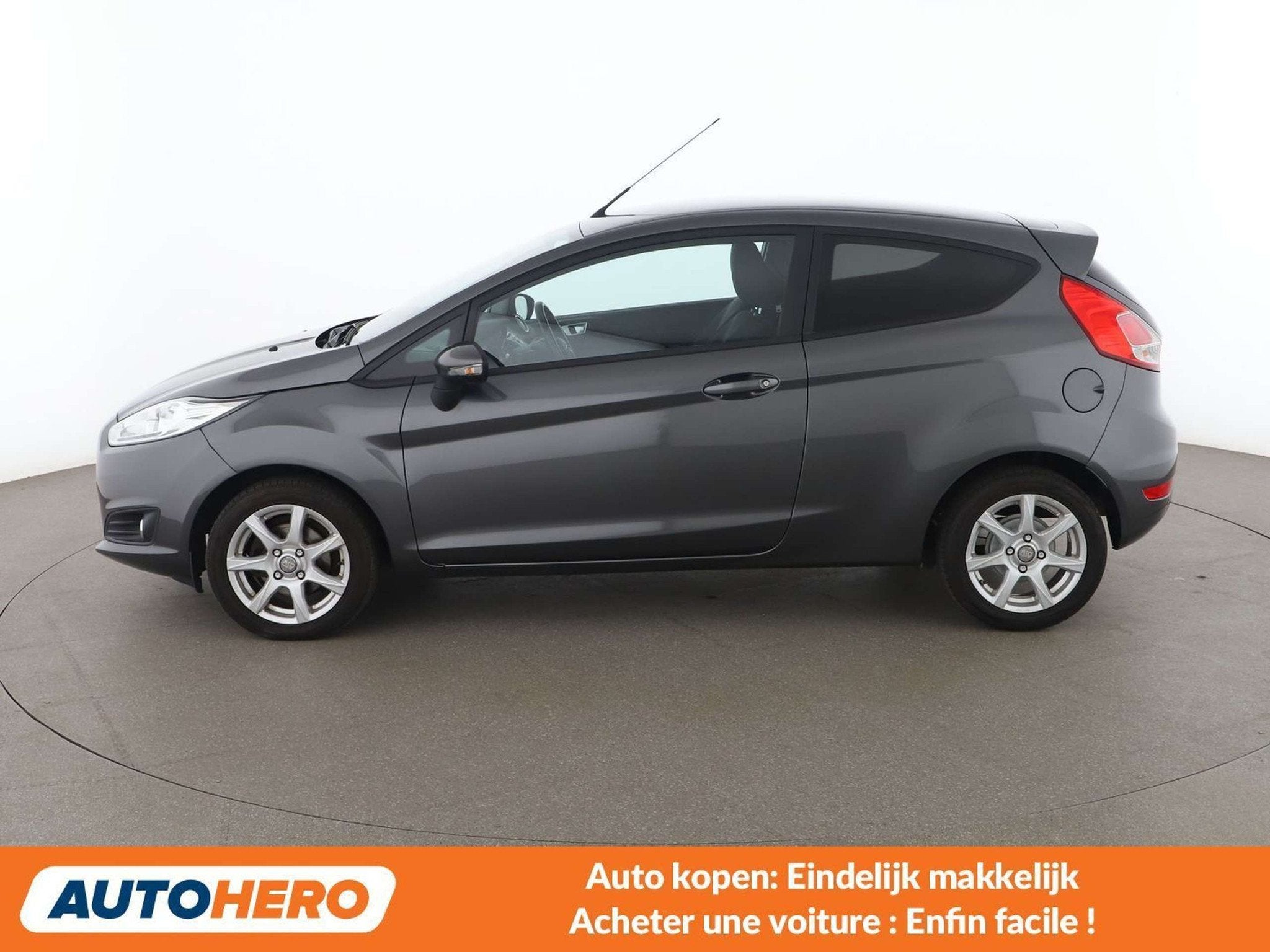 Ford Fiesta 1.0 Trend (année de construction 2017), Autos, Achat, 998 cm³, Volant multifonction, Noir