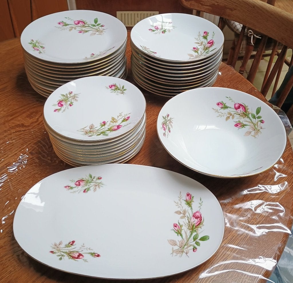 Magnifique service Bavaria motif floral – 37 pièces, Enlèvement