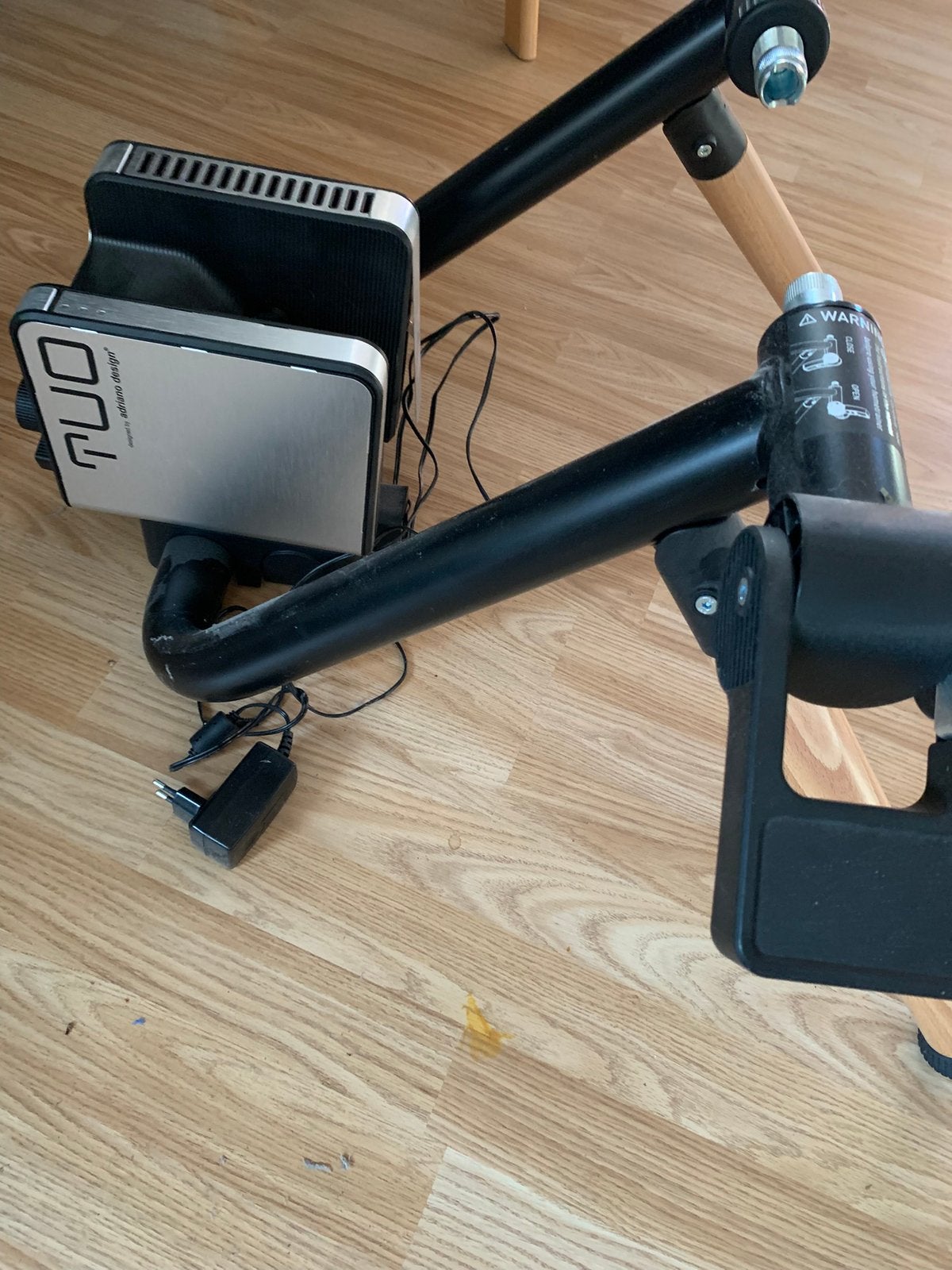 Elite TUO roltrainer | Fietstrainer geschikt voor Zwift, Vélos & Vélomoteurs, Accessoires vélo | Autres Accessoires de vélo, Enlèvement