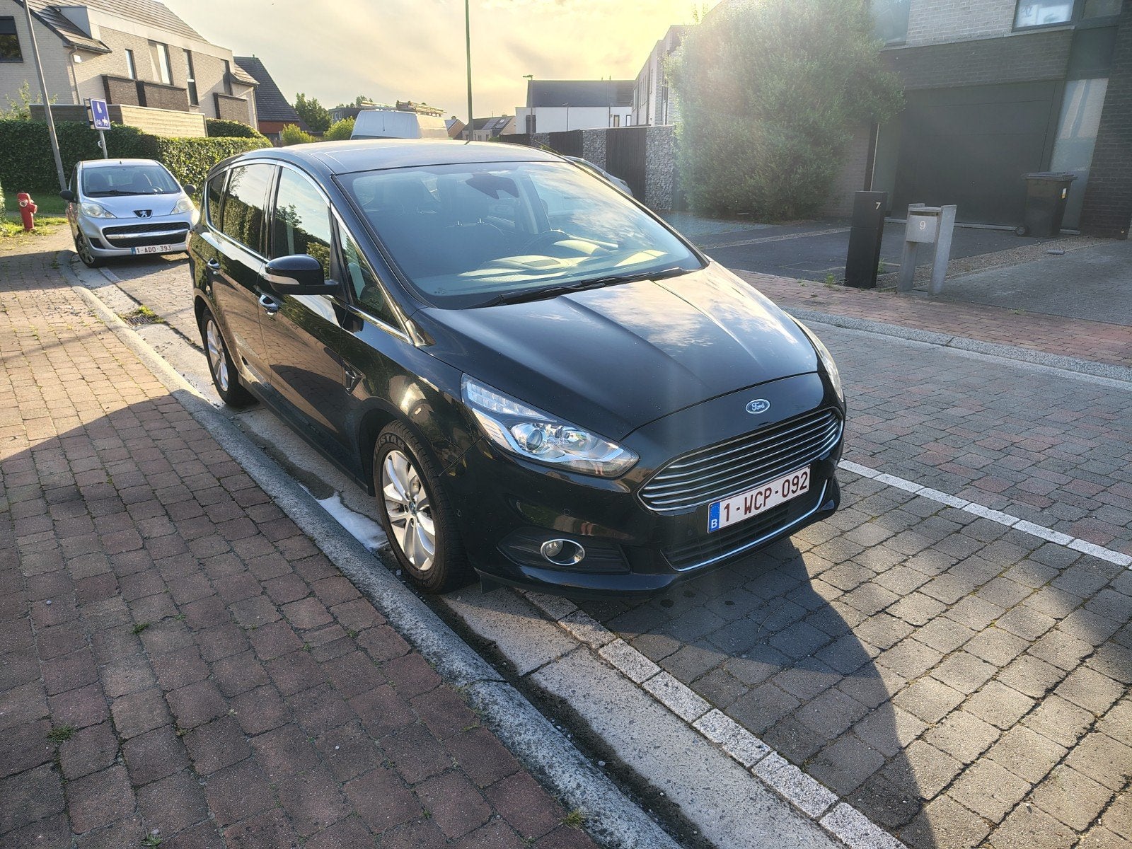 Ford S-Max Titanium 2016, 2 L Diesel, Particulier, Achat, Attache-remorque