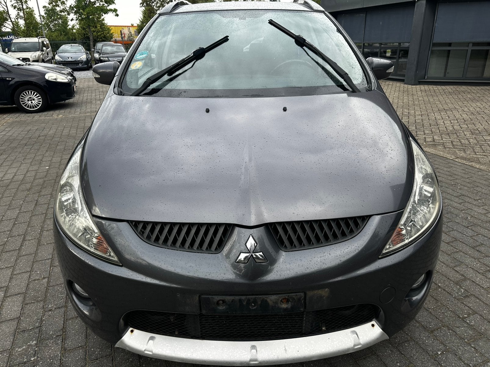 Mitsubishi grandis, Argent ou Gris, Achat, 7 places, 5 portes