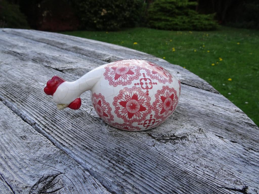 Petite poule J Line - Marocaine, Envoi, Utilisé, Porcelaine, Statue(s)