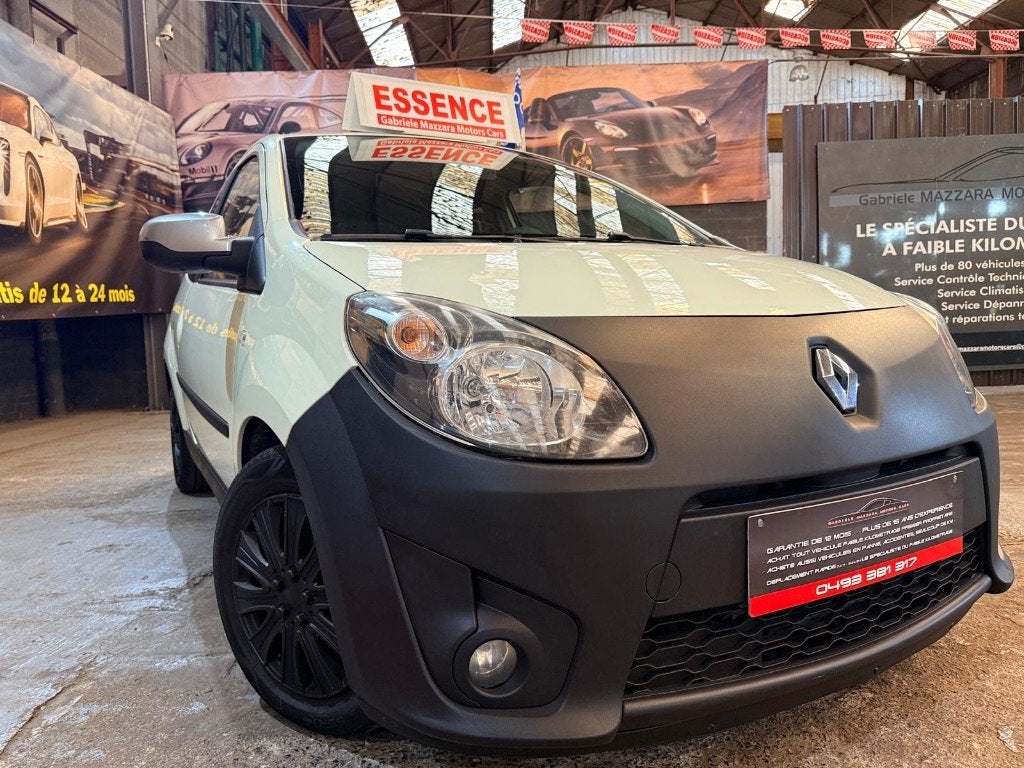 Renault Twingo 1.1i Airco V.E.D.A, Twingo, https://public.car-pass.be/vhr/18f42d17-5047-4a6a-a63b-7327be85769c, Geel, 55 kW