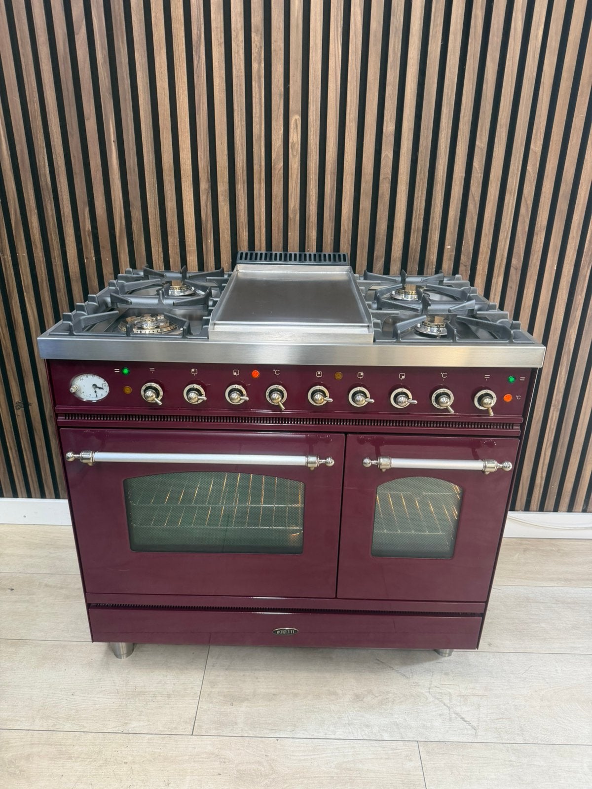 Prachtige Bordeaux rode Boretti Fornuis (Gratis bezorgen), Jardin & Terrasse, Fours à pizza, Enlèvement ou Envoi