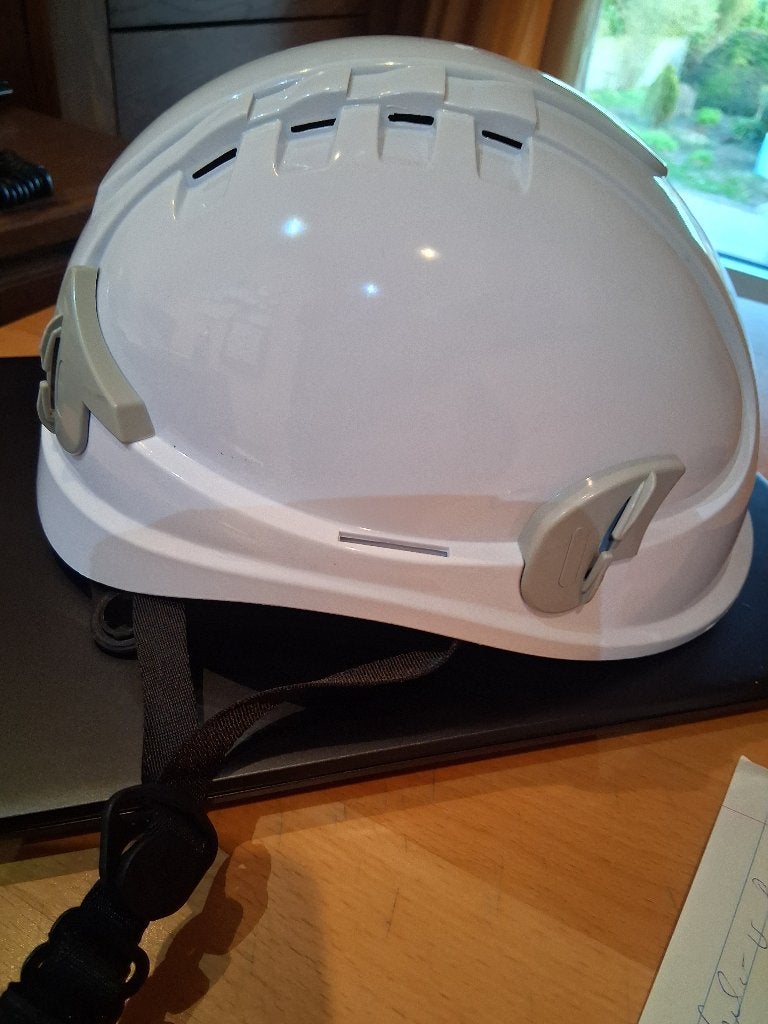 witte helm alpinworker, Bricolage & Construction, Casques de sécurité, Enlèvement, Neuf