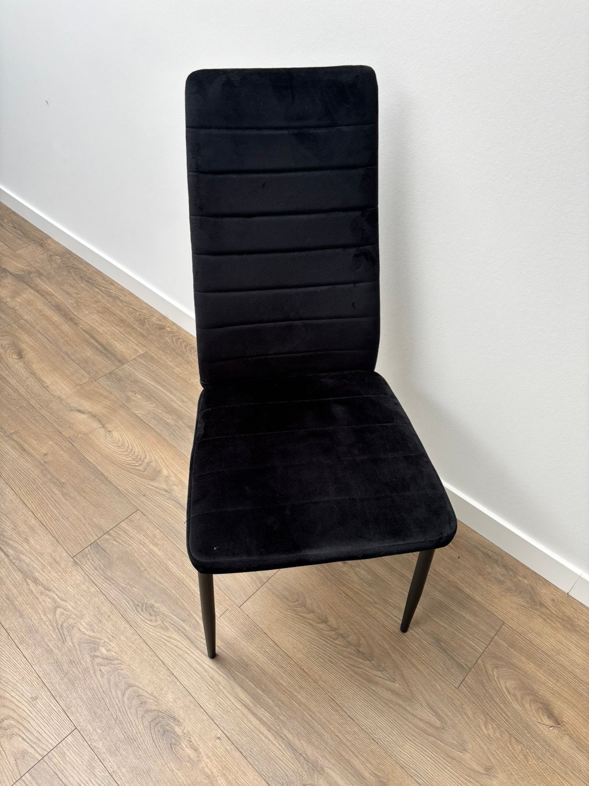 Eetkamerstoelen - 2stuks - velvet - GRATIS, Ophalen, Zo goed als nieuw, Zwart