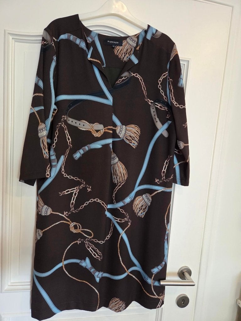 Winter 26/27 - Terre Bleue - Taupe Kleedje Hermès print 42, Kleding | Dames, Ophalen, Bruin, Terre Bleue, Maat 42/44 (L)