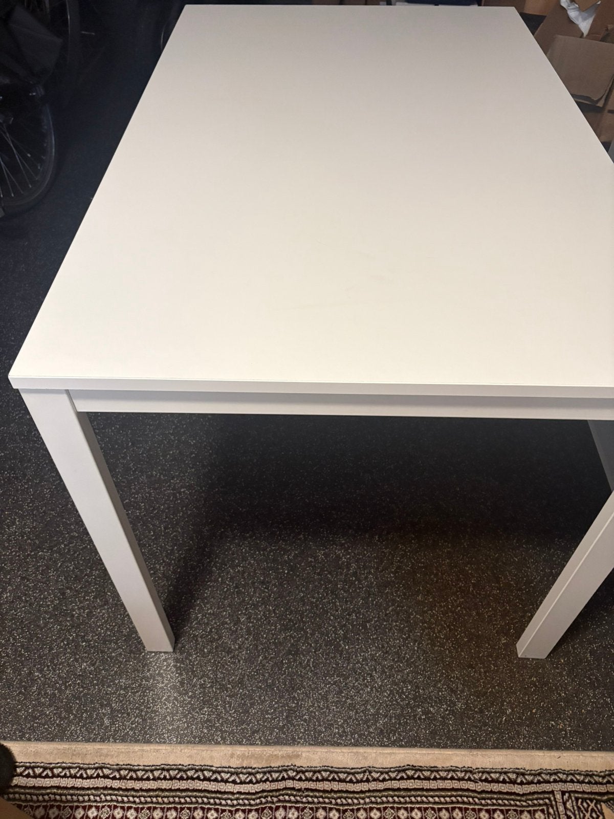 Witte tafel, Enlèvement, Utilisé, Carré