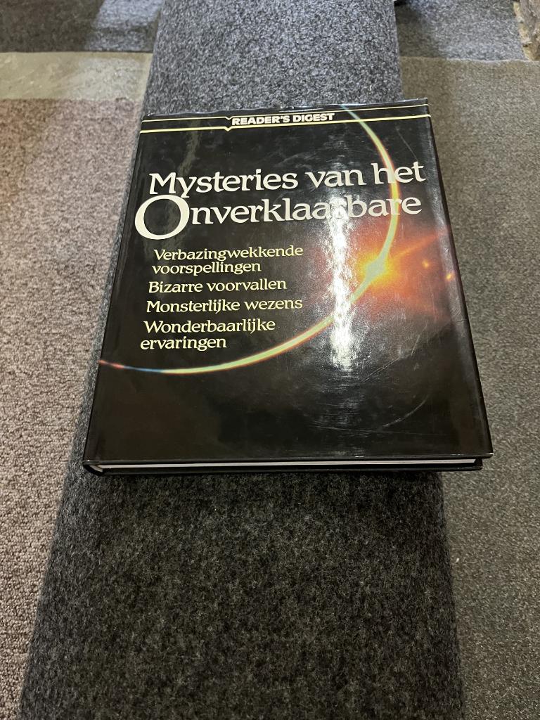 boek mysteries van het onverklaarbare, Antiquités & Art, Enlèvement