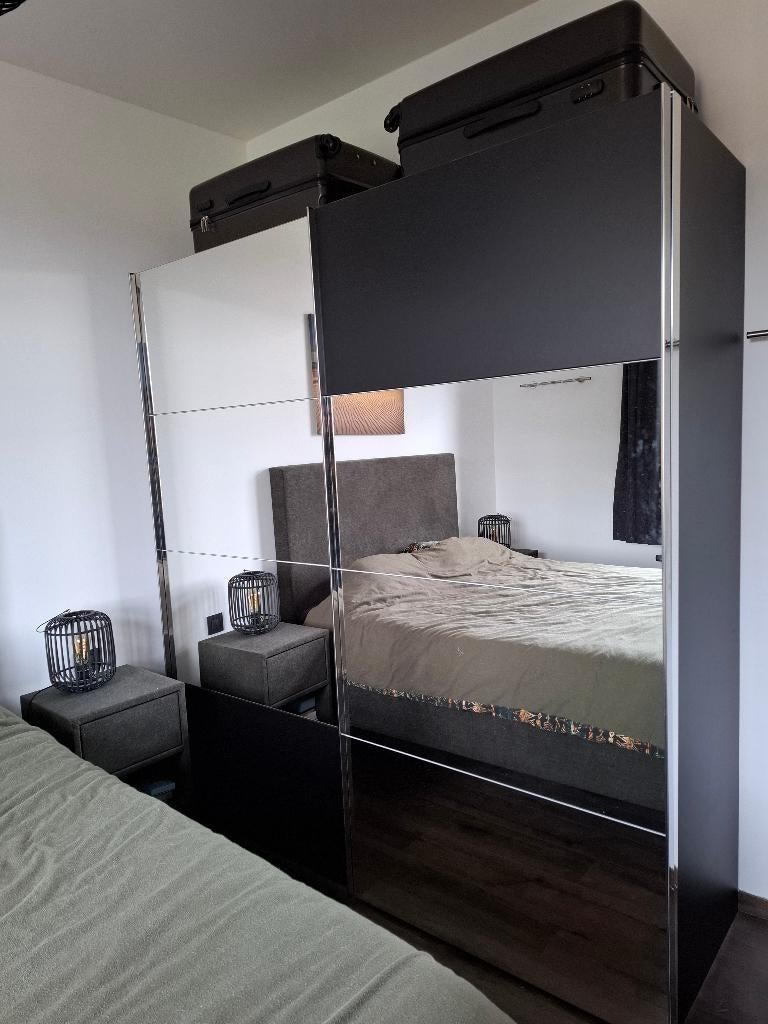 Kleerkast, Huis en Inrichting, Kasten | Kleerkasten, Ophalen, Overige materialen, Met deur(en), Gebruikt