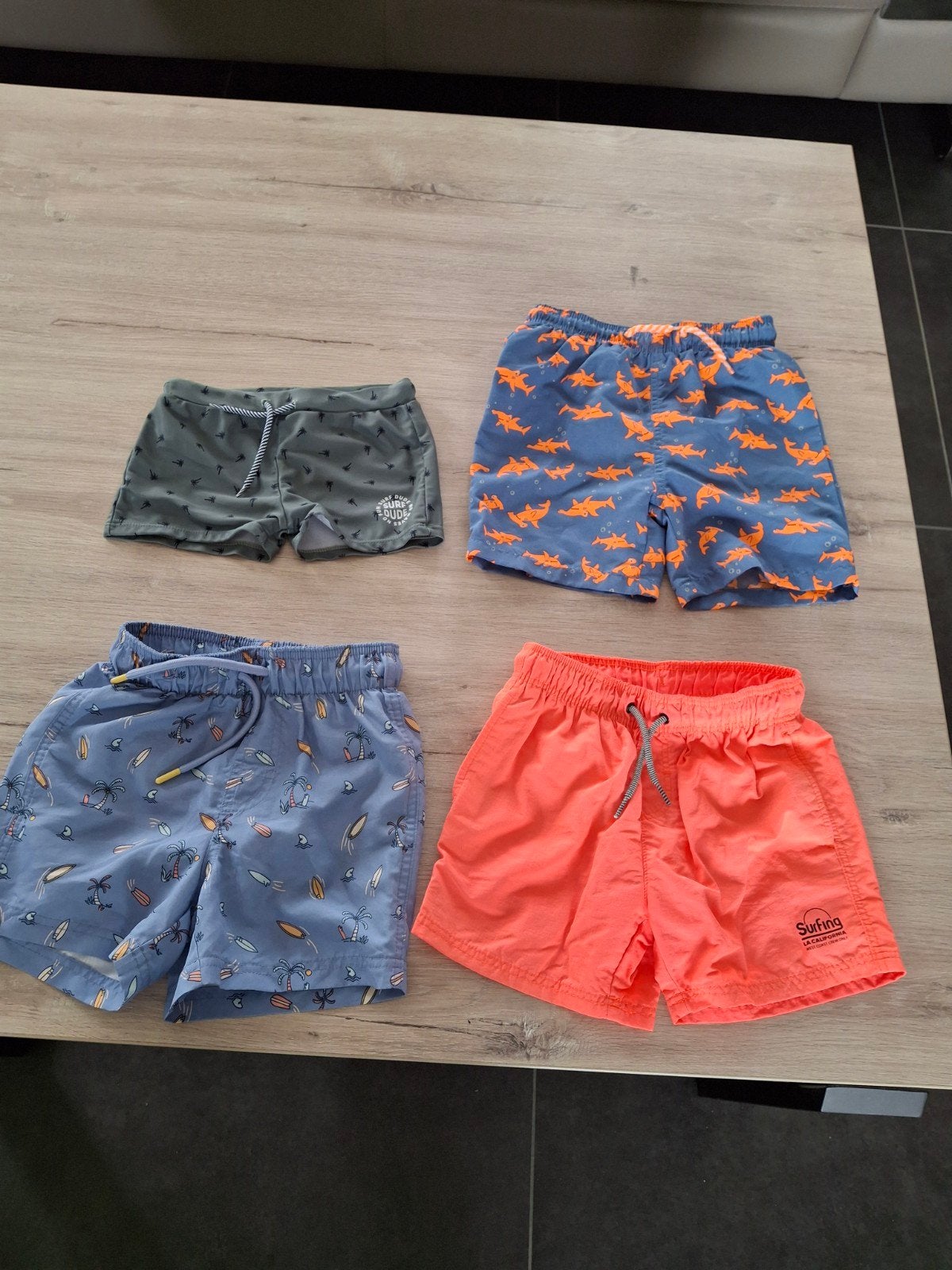 zwembroeken jongen maat 110/ 116, Kinderen en Baby's, Kinderkleding | Kinder-zwemkleding, Ophalen of Verzenden, Maat 110, Jongen