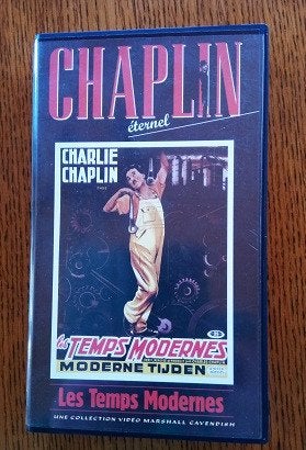 VHS les Charlot les temps modernes cneuf, Alle leeftijden, Ophalen of Verzenden, Zo goed als nieuw, Komedie
