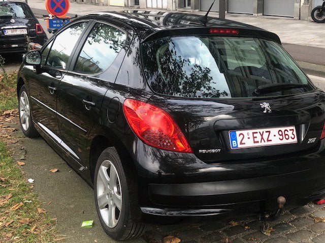 Peugot 206 1600cc benzine word gekeurd vvk. Werkende AIRCO, Voorwielaandrijving, Stof, Zwart, 4 cilinders