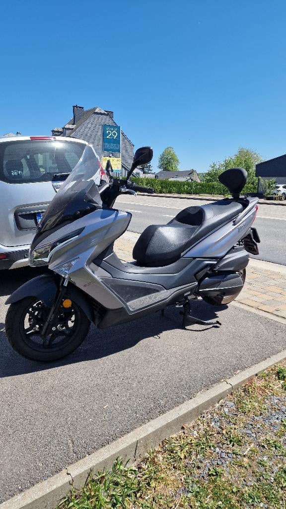 Scooter kymco 300i, Motoren, Scooter, 300 cc, Particulier, Automaat