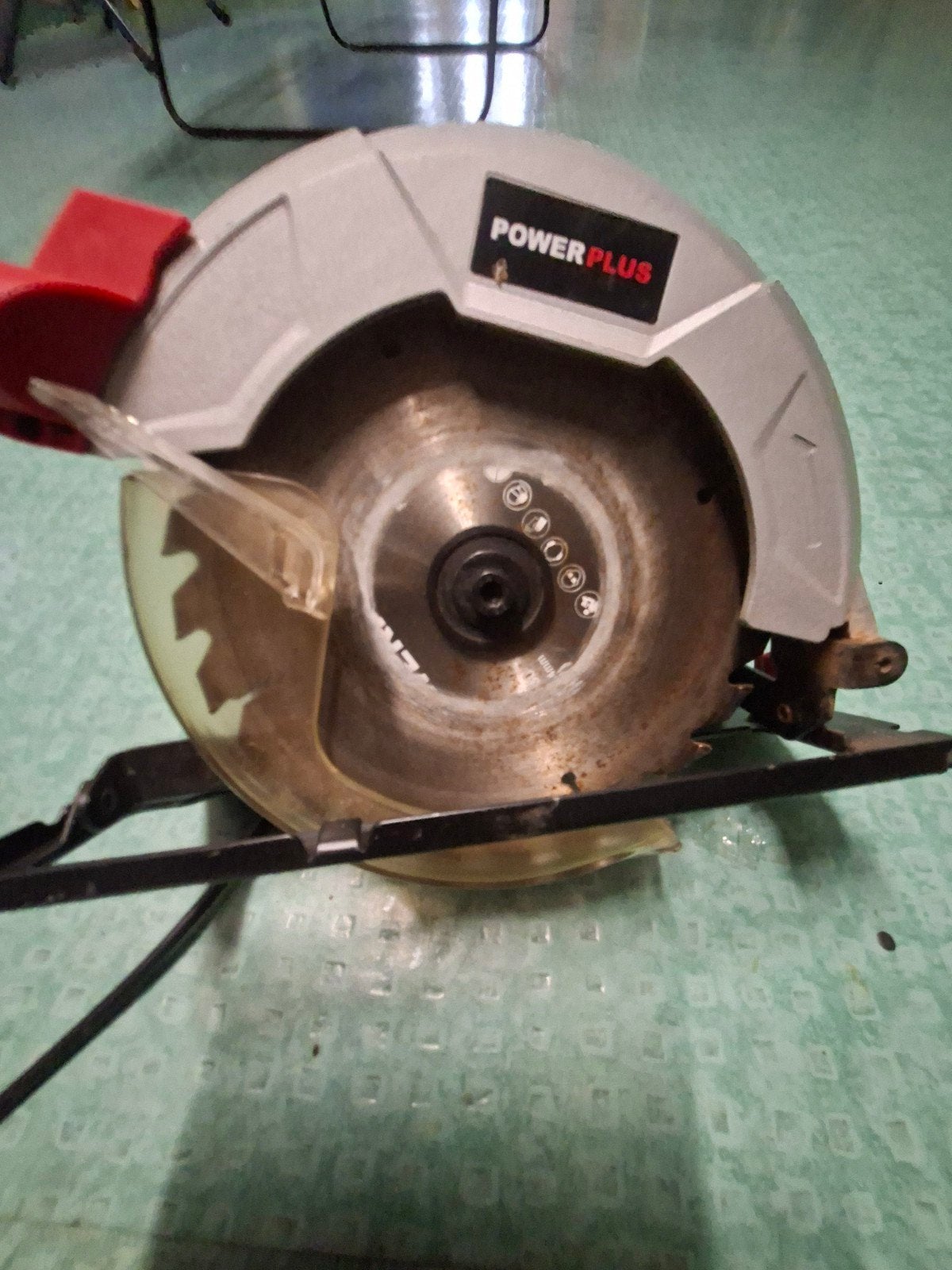 Cirkelzaag powerplus, Bricolage & Construction, Outillage | Scies mécaniques, Enlèvement, Scie circulaire