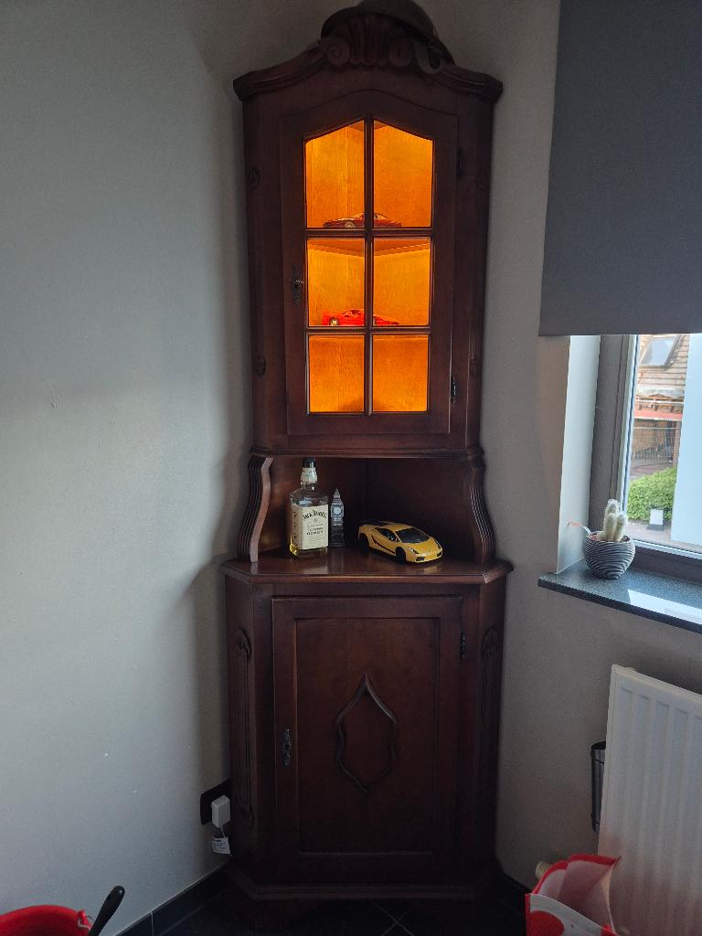Hoekkast met verlichting, Antiek en Kunst, Ophalen