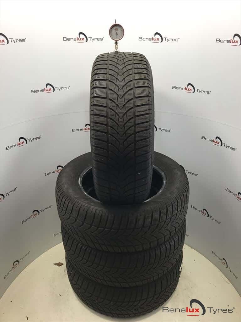 winter 215/60R16 95H Dunlop SP 215/60 R16 215/60/16 2156016, Ophalen, -, Winterbanden, Band(en)