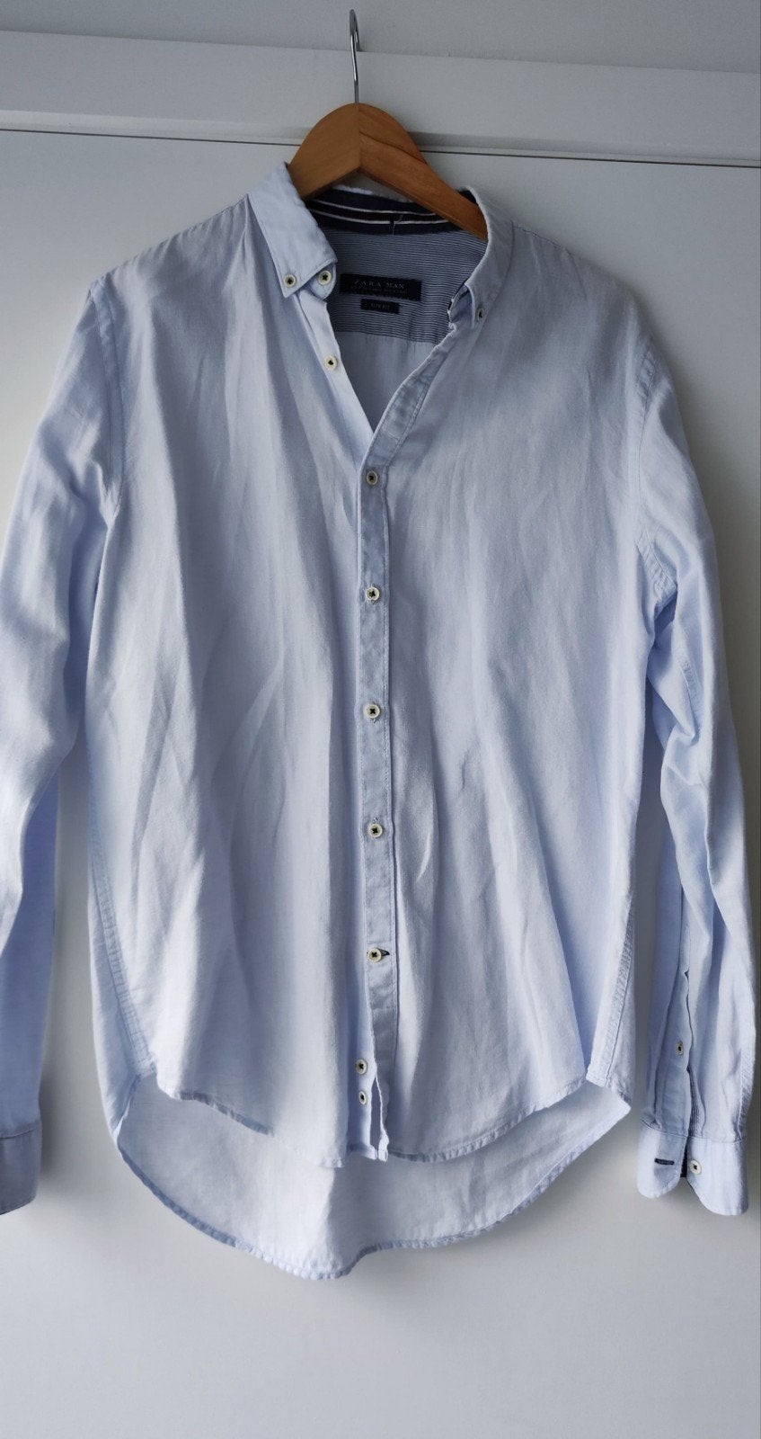 Zara lichtblauw effen overhemd maat Medium, Vêtements | Hommes, Chemises, Enlèvement ou Envoi