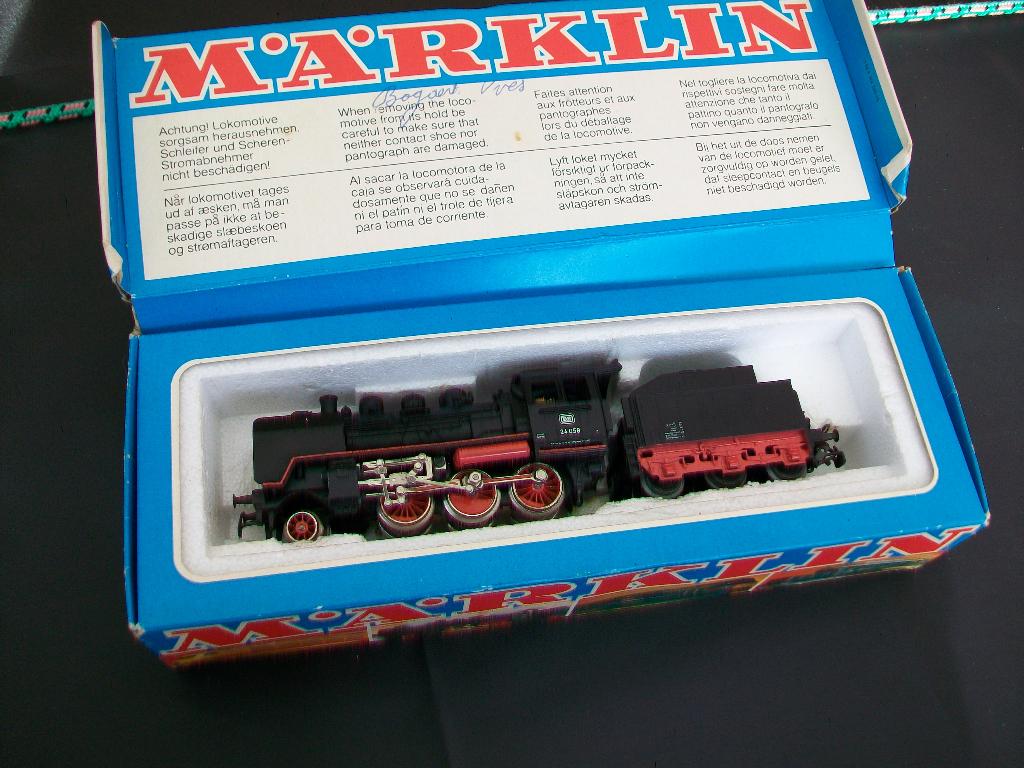 Märklin 3003 H0 Stoomlocomotief in nieuwe staat, Analogique, Enlèvement ou Envoi, Courant alternatif, Comme neuf