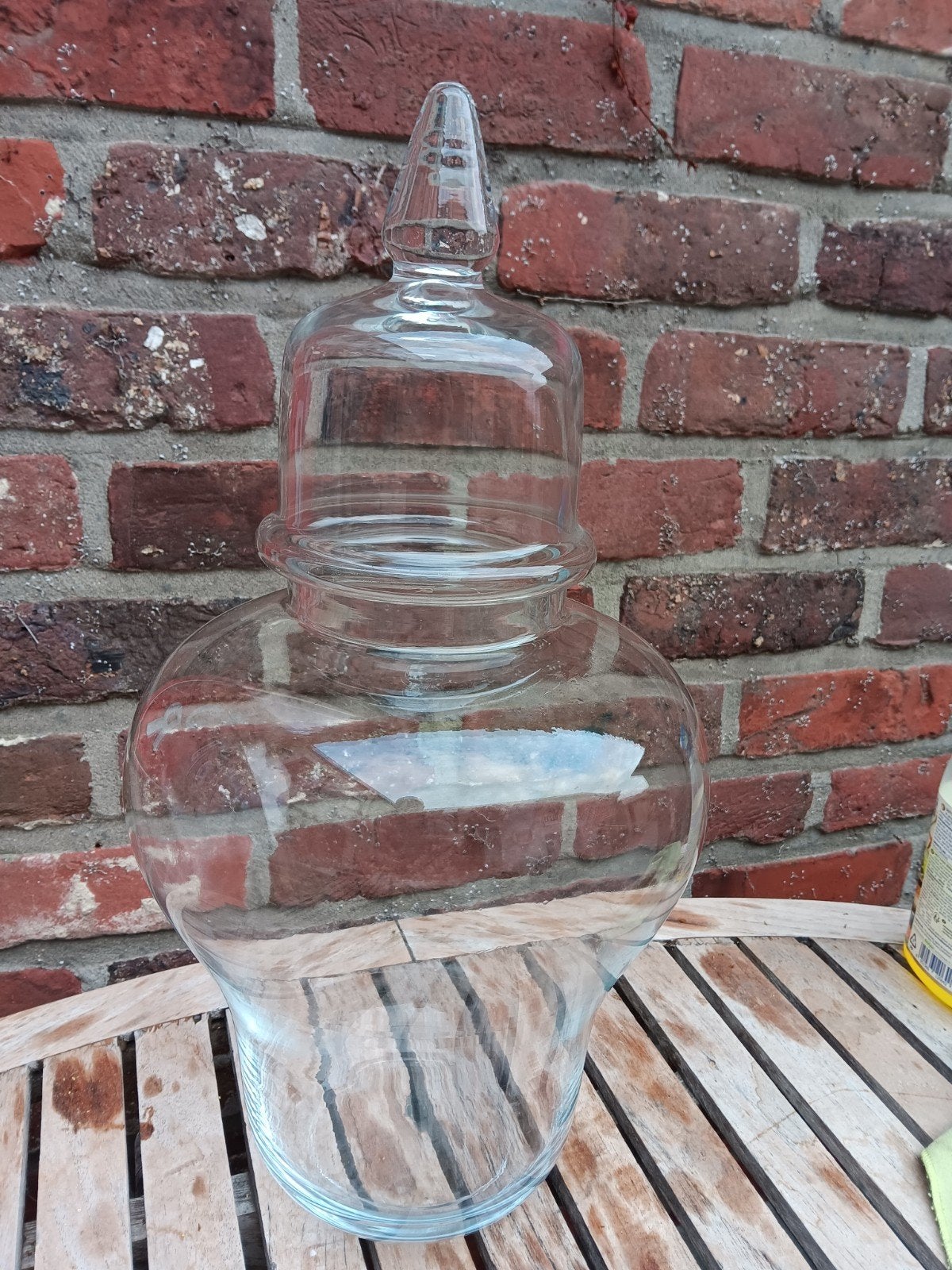 Decoratieve glazen pot, Ophalen