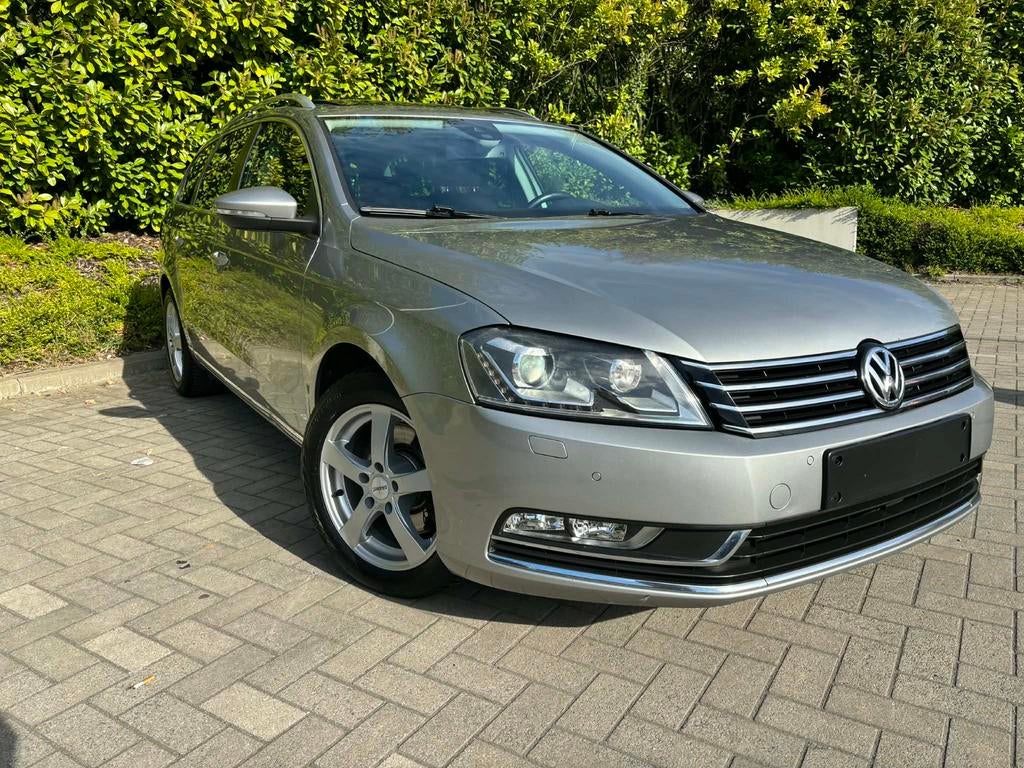 Passat break 1.6 tdi 230 000 klm 2014 tres propre, Achat, Entreprise, Boîte manuelle, Noir
