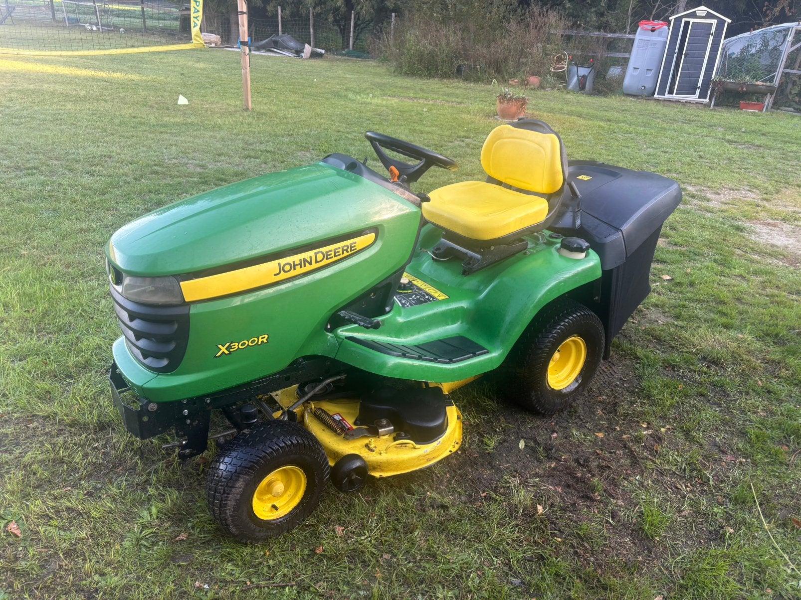 Zitmaaier John deere X300R, Ophalen, Gebruikt, Opvangbak, 90 tot 120 cm