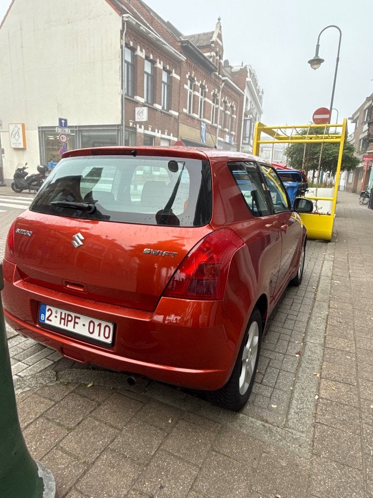 Suzuki Swift 1.3 Benzine 2007 – 3-deurs – Rijdt Perfect, Autos, Rouge, Achat, Boîte manuelle, Swift