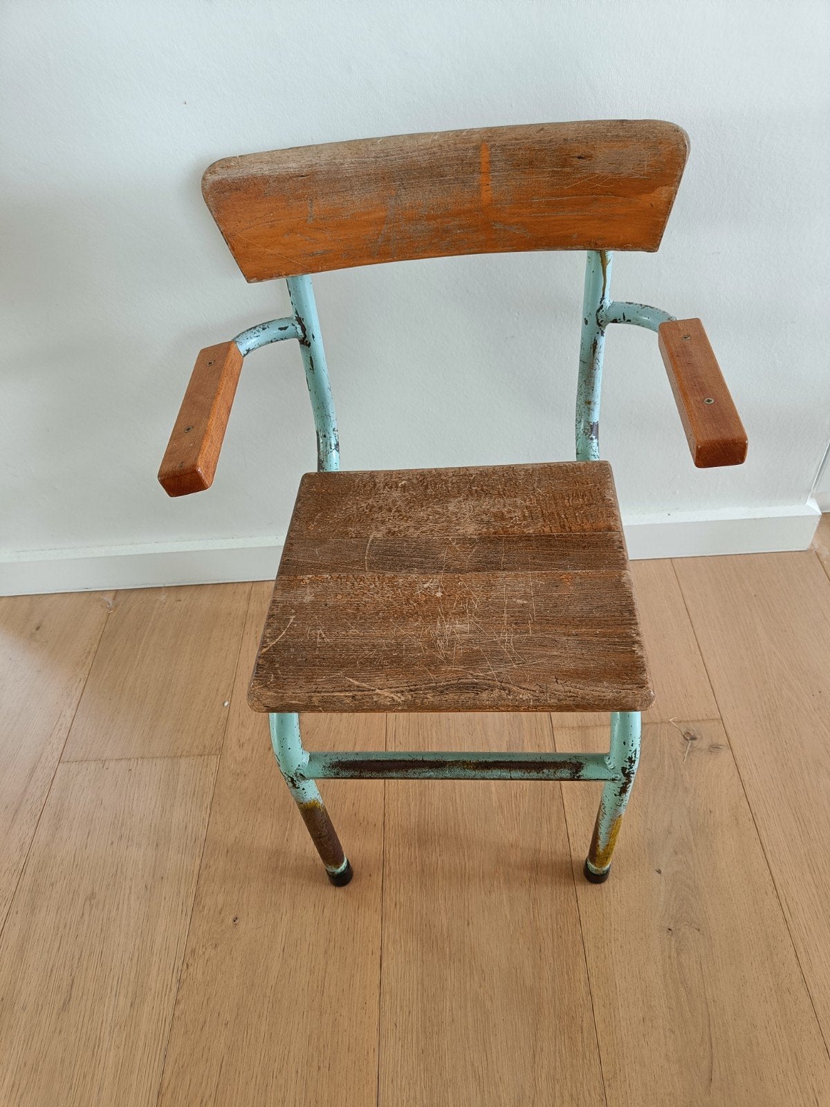kinderstoel vintage retro, Kinderen en Baby's, Ophalen