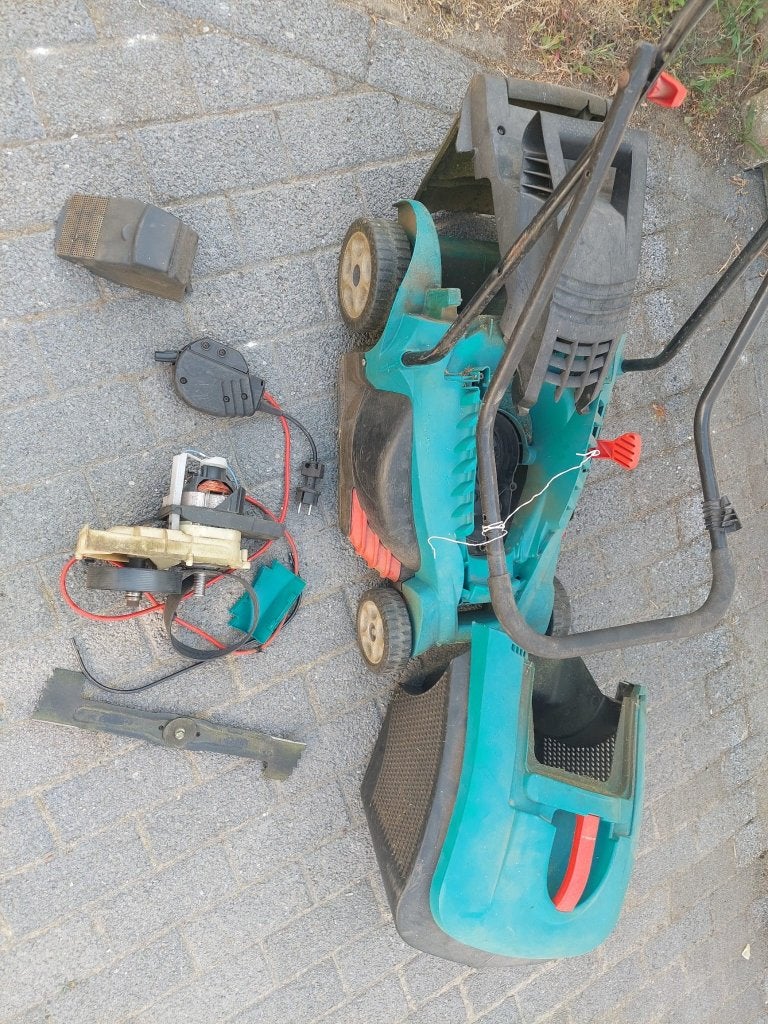 ELEC GRASMAAIER, Tuin en Terras, Grasmaaiers, Ophalen, Gebruikt, Elektrische grasmaaier