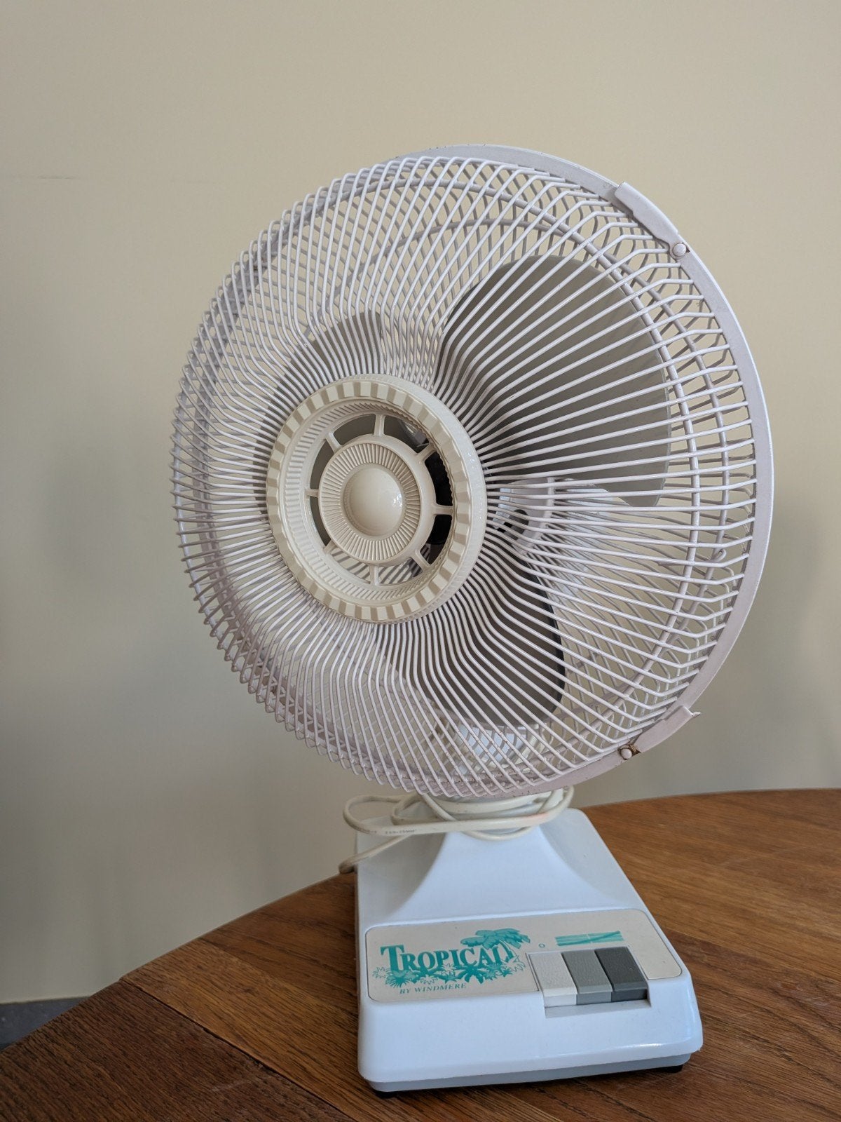 Retro tafelventilator Tropical by Windmere – 3 snelheden, Electroménager, Enlèvement ou Envoi, Ventilateur de table