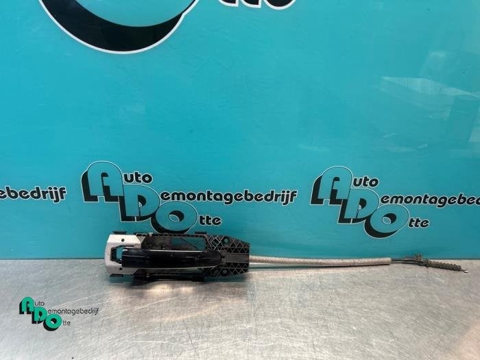 Poignée portière 4portes avant gauche d'un Volkswagen Polo, Volkswagen, -, 3 mois de garantie, Utilisé