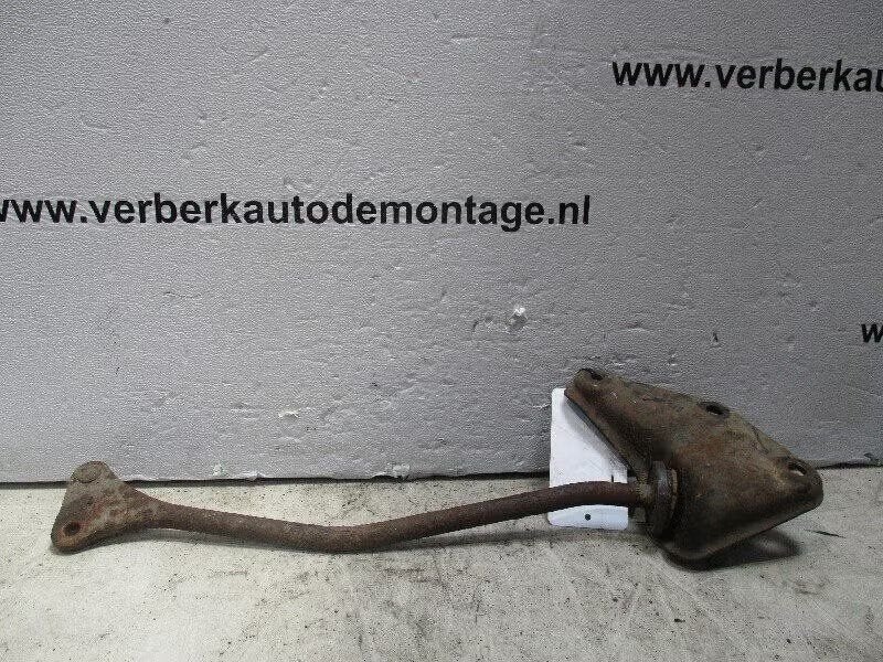 REACTIESTANG LINKS VOOR Ford Fiesta 2 (01-1983/11-1989), Enlèvement ou Envoi, Henry-Ford-Straße 1 50735 Köln, DE, Ford-Werke GmbH