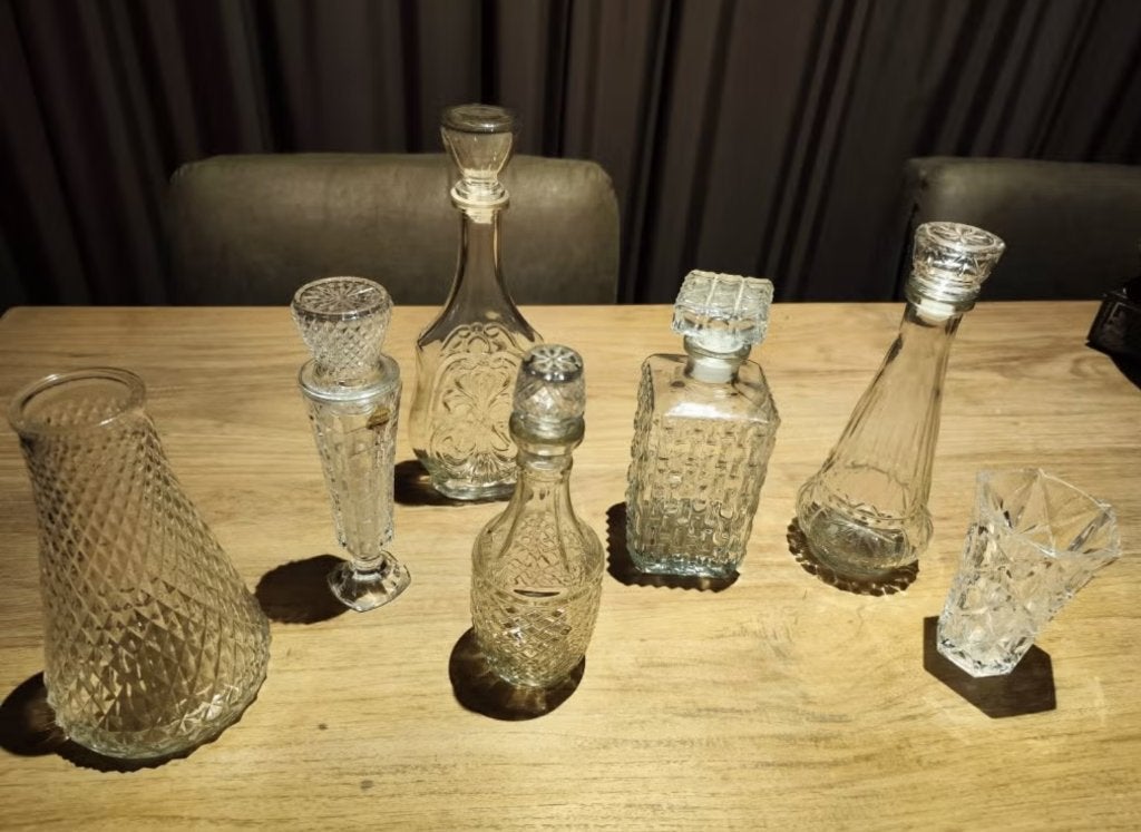 Collectie geslepen karaffen & vazen (8 st.), Antiek en Kunst, Ophalen