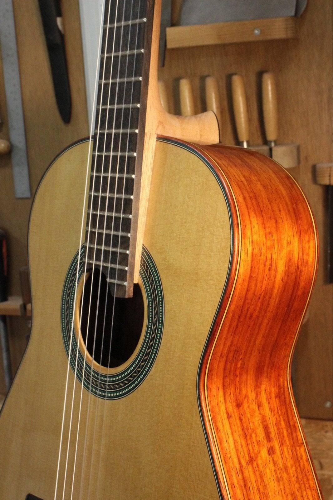 Guitare classique de luthier en padouk, Musique & Instruments, Enlèvement, Comme neuf, Guitare classique ou espagnole